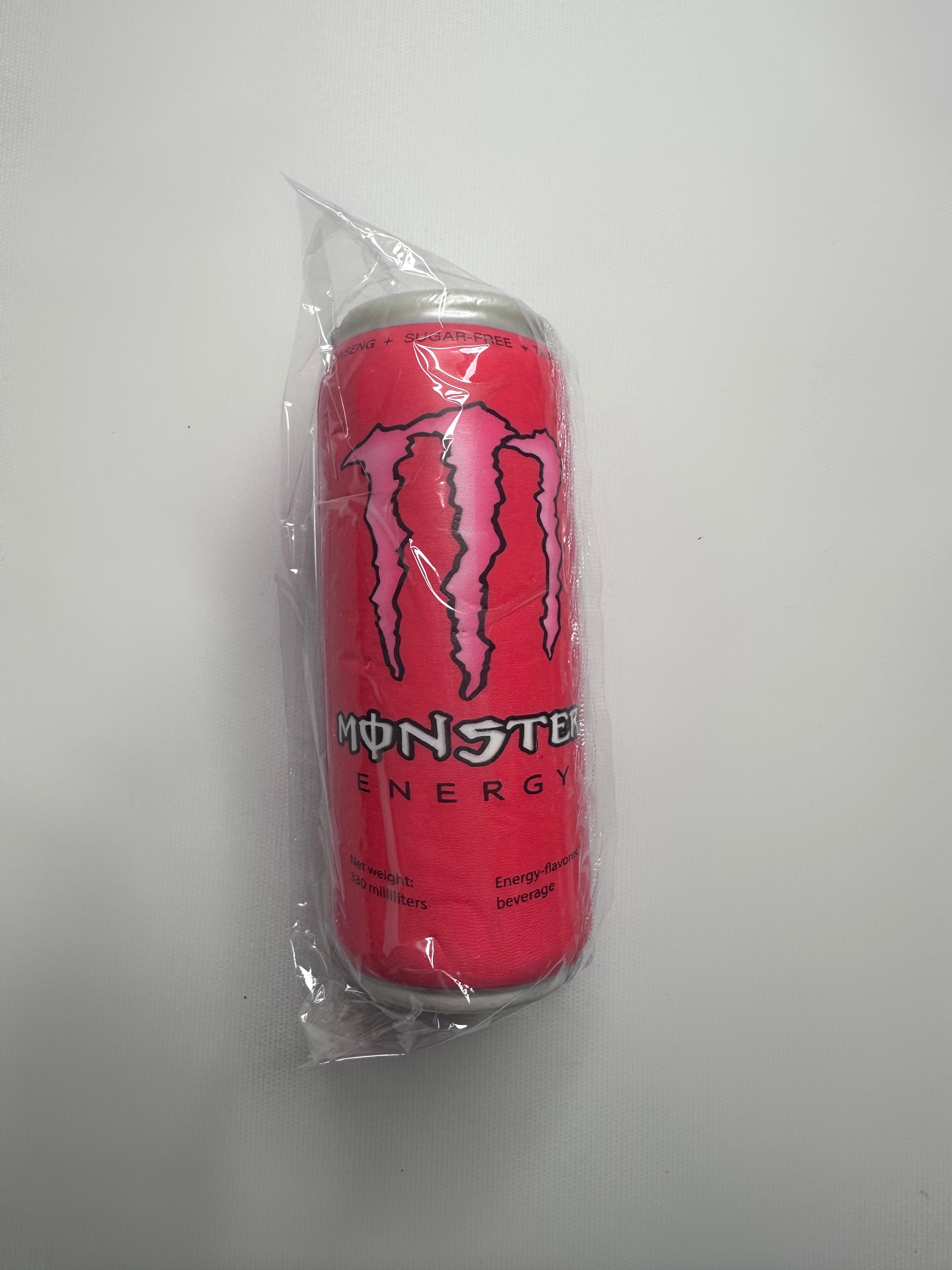 MONSTER FUSHIA